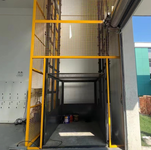 罗源导轨式升降机助力物流园破解运输难题