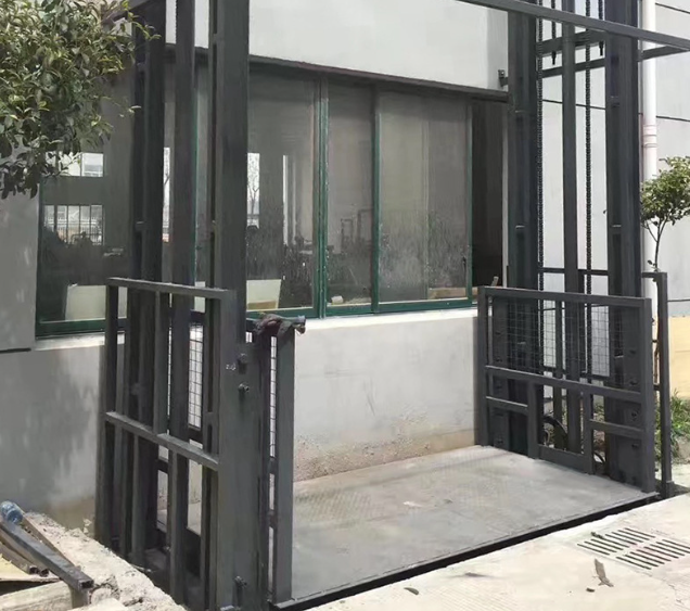 罗源导轨式施工升降机助力民生工程提速增效